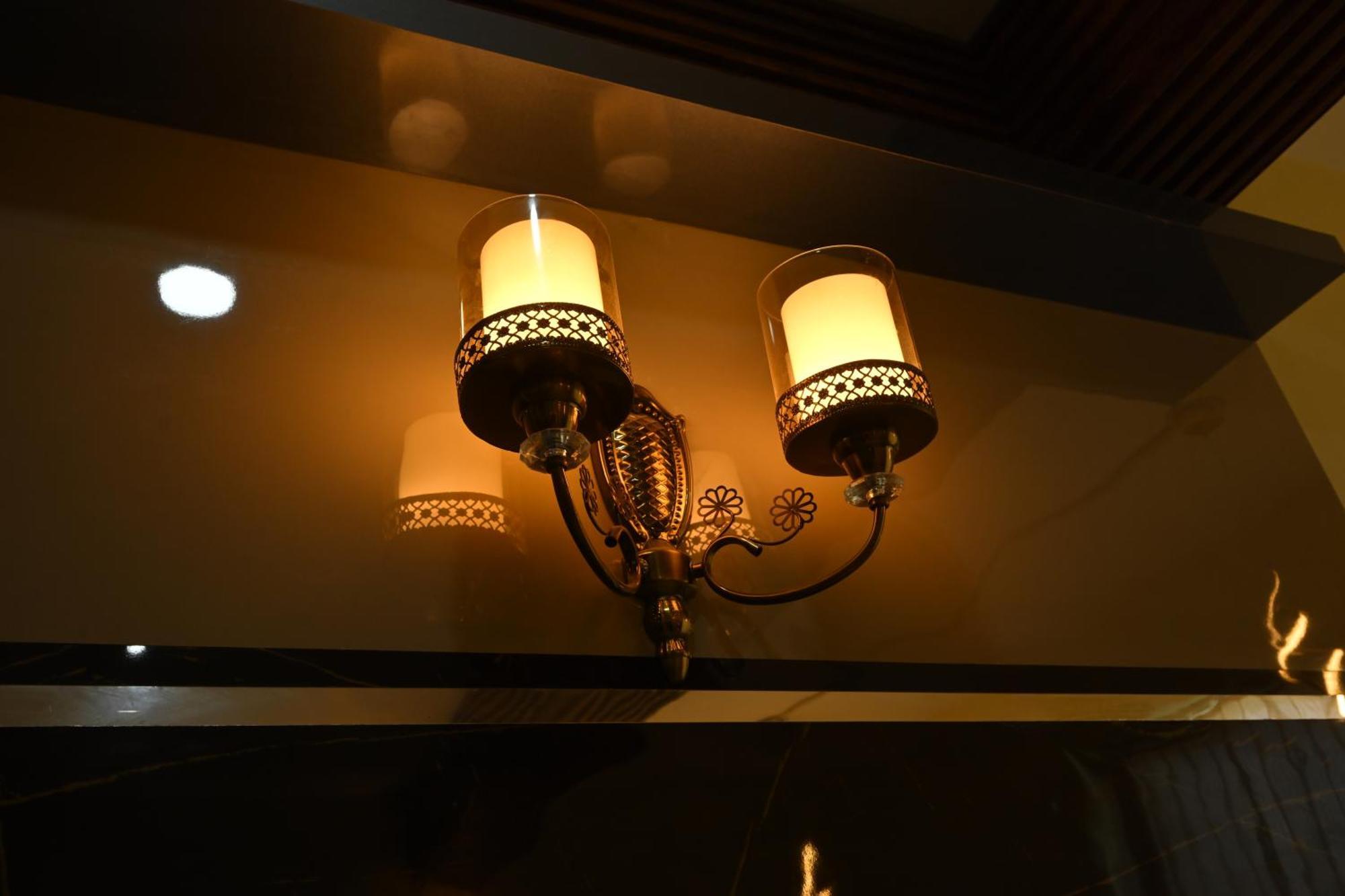 ホテル The Vintage Plaza Baripada エクステリア 写真